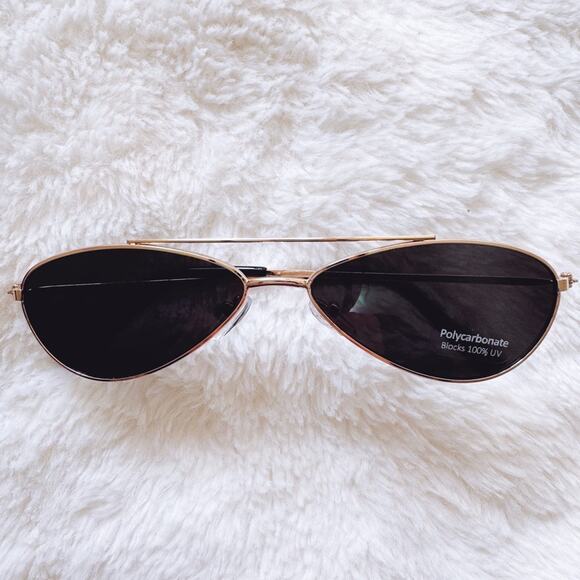 Cynthia Black w/ Gold Rims Aviator Sunglasses - Picture 1 of 11